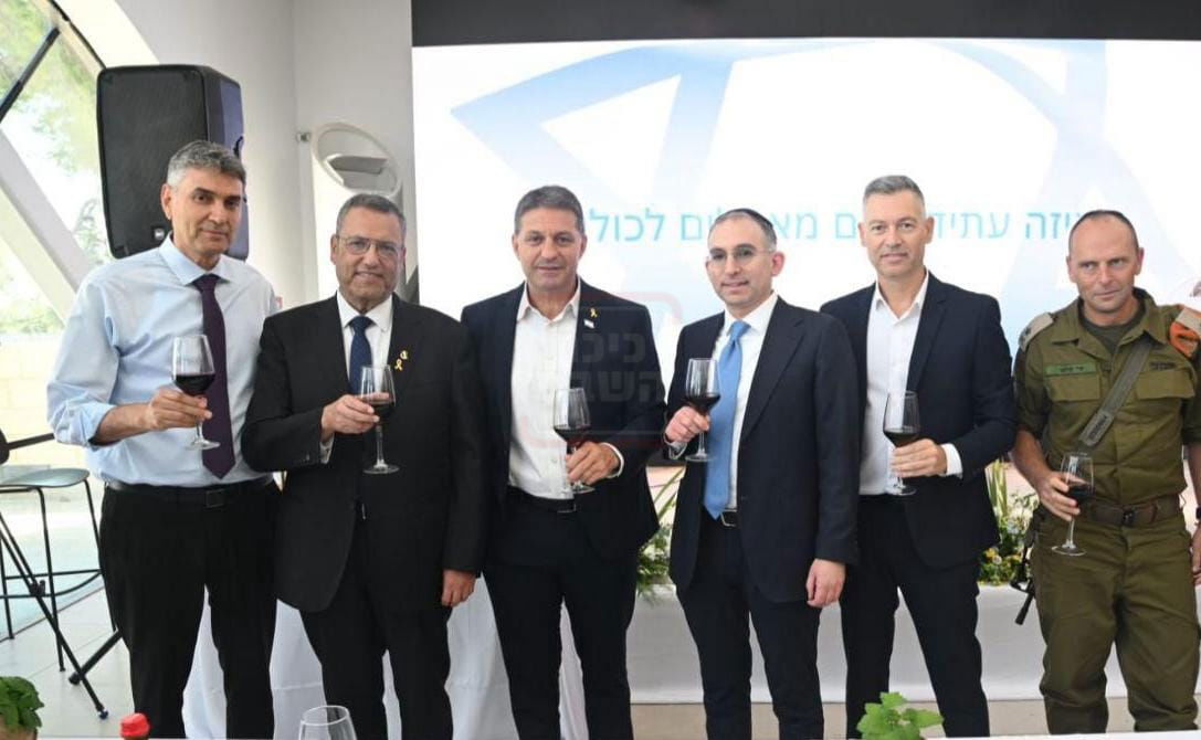 זופניק בכיכר | כל התמונות, הנייעס והחשיפות של השבוע