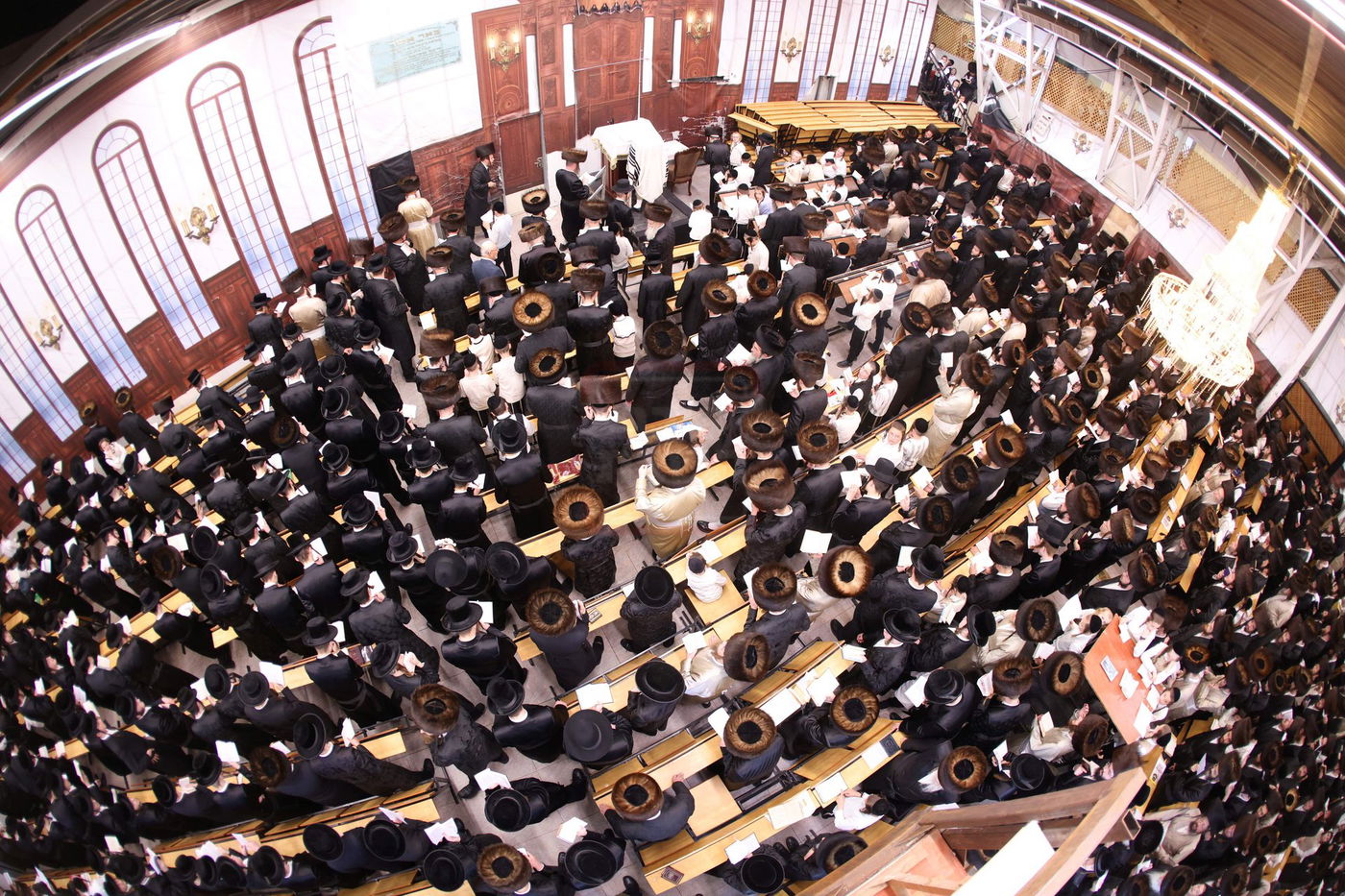 סליחות ראשונות בחצה"ק פינסק קרלין