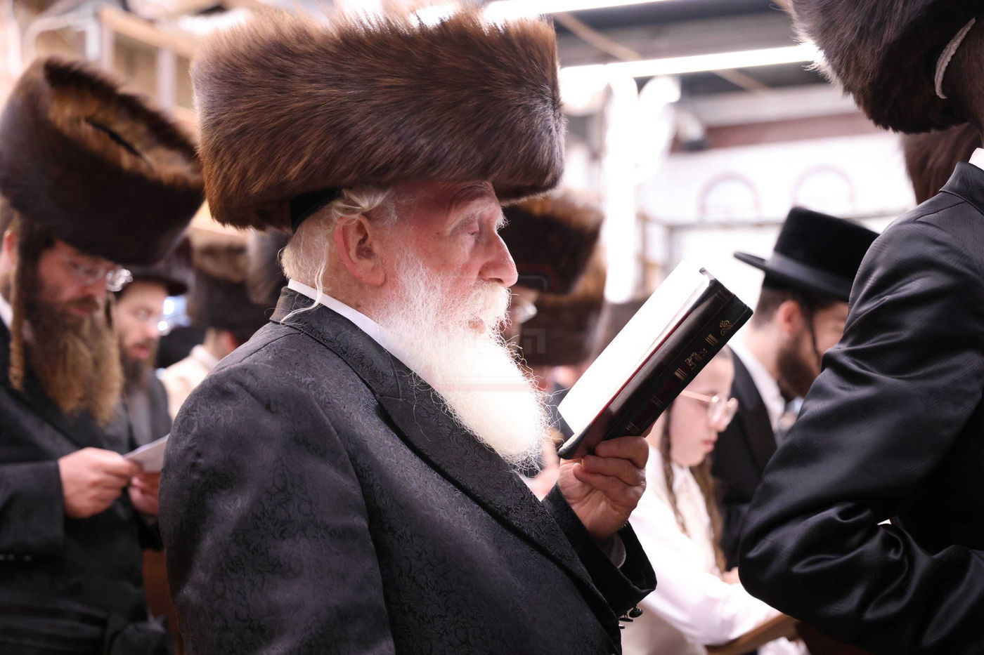 סליחות ראשונות בחצה"ק פינסק קרלין