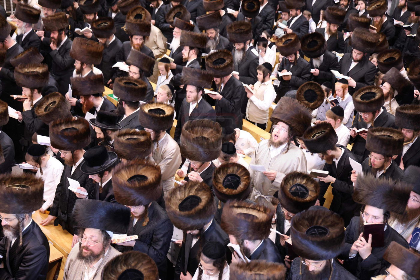 סליחות ראשונות בחצה"ק פינסק קרלין