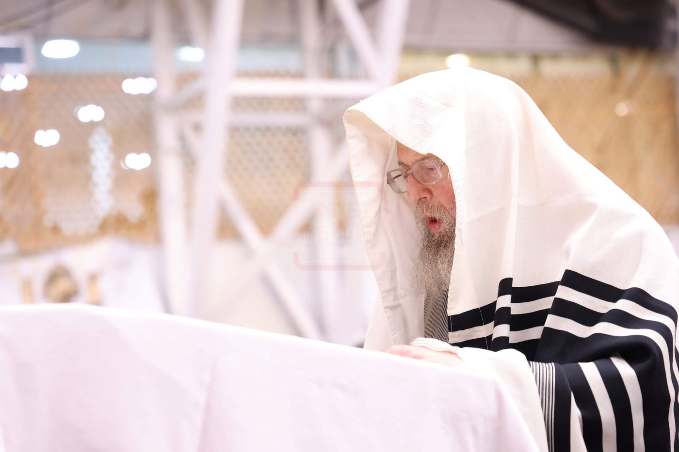 סליחות ראשונות בחצה"ק פינסק קרלין