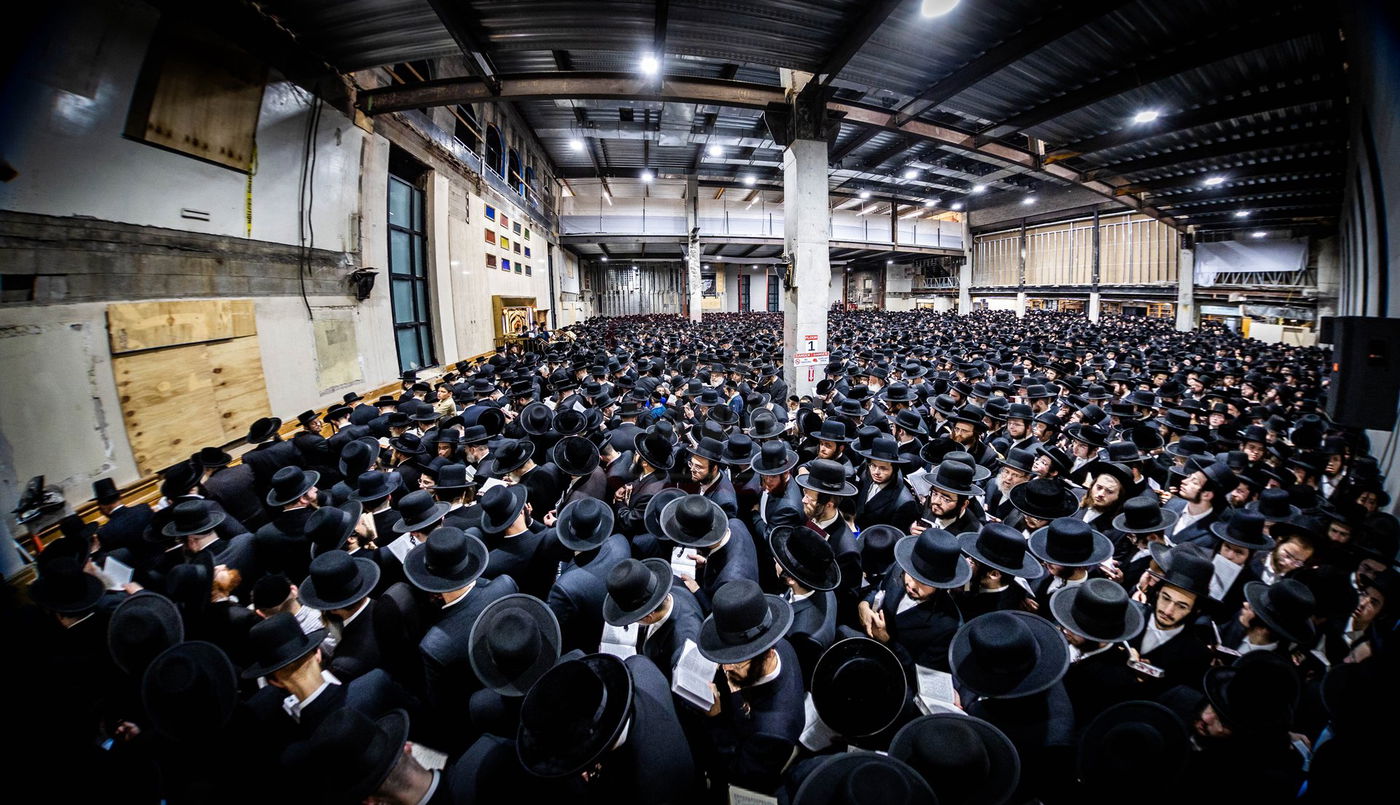 סליחות ראשונות בחצה"ק סאטמר