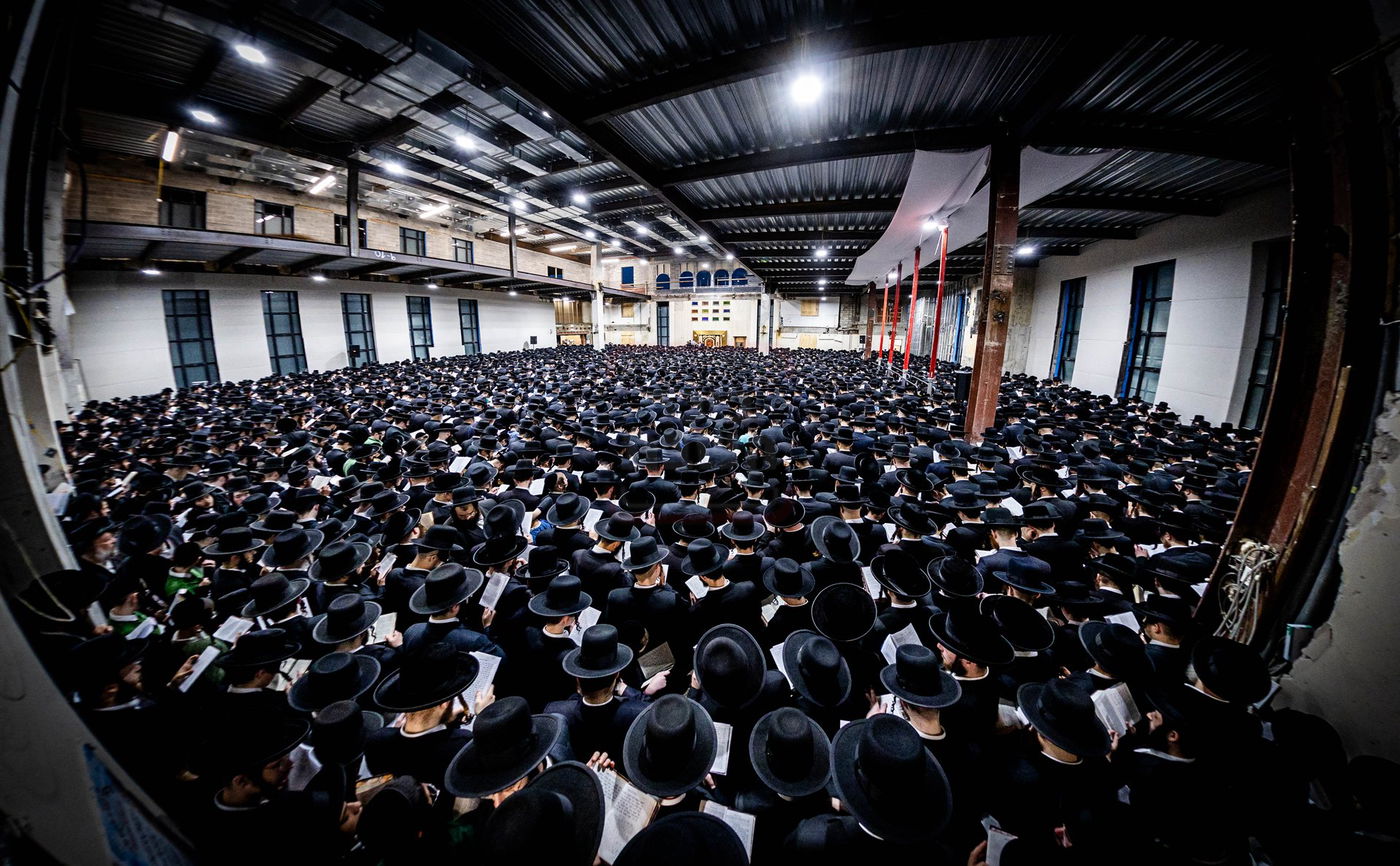 סליחות ראשונות בחצה"ק סאטמר