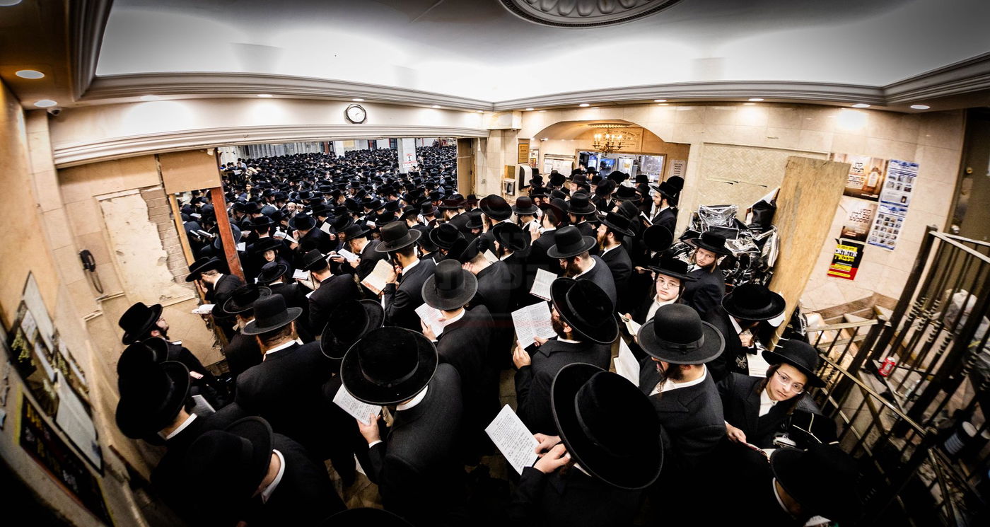 סליחות ראשונות בחצה"ק סאטמר