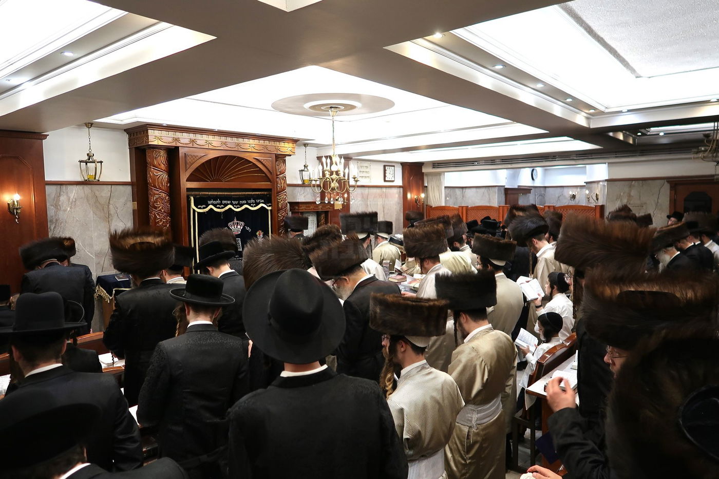 סליחות ראשונות בחצה"ק לעלוב ירושלים