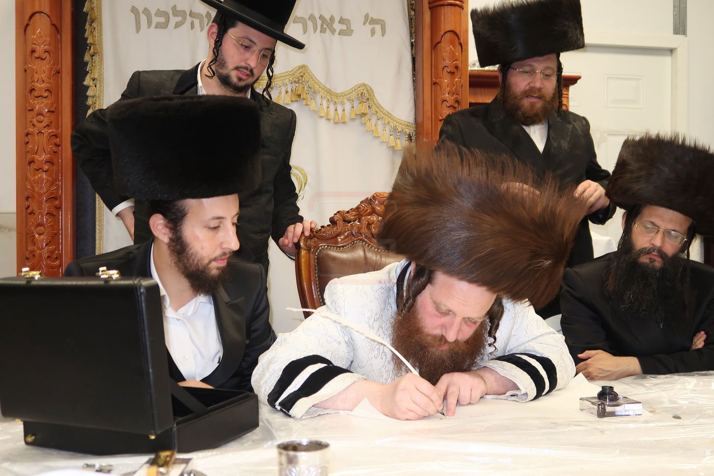 חנוכת הבית והתחלת כתיבת ס"ת בחצה"ק מיאלען