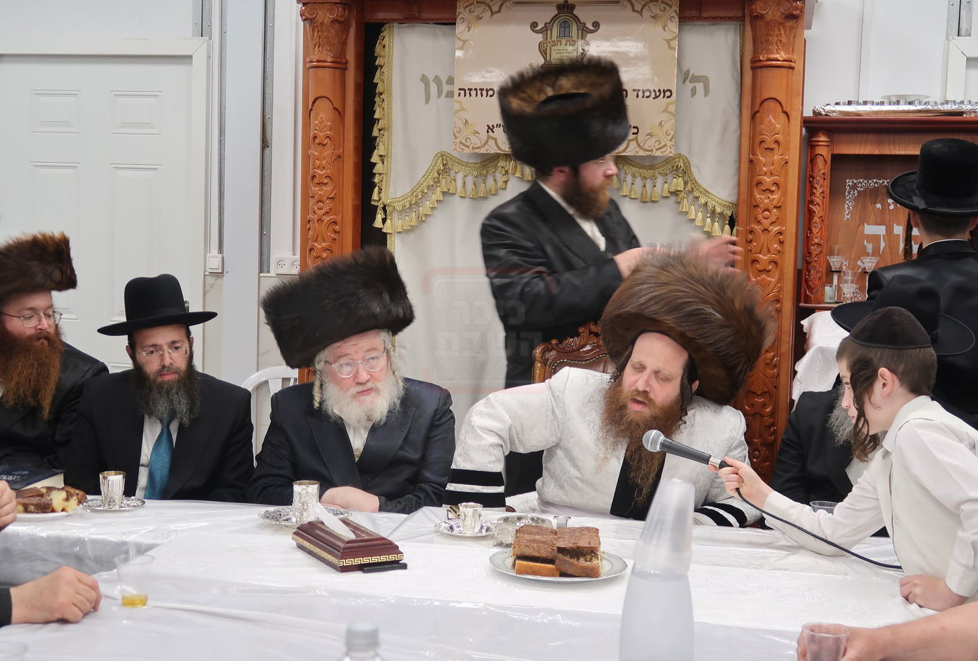 חנוכת הבית והתחלת כתיבת ס"ת בחצה"ק מיאלען