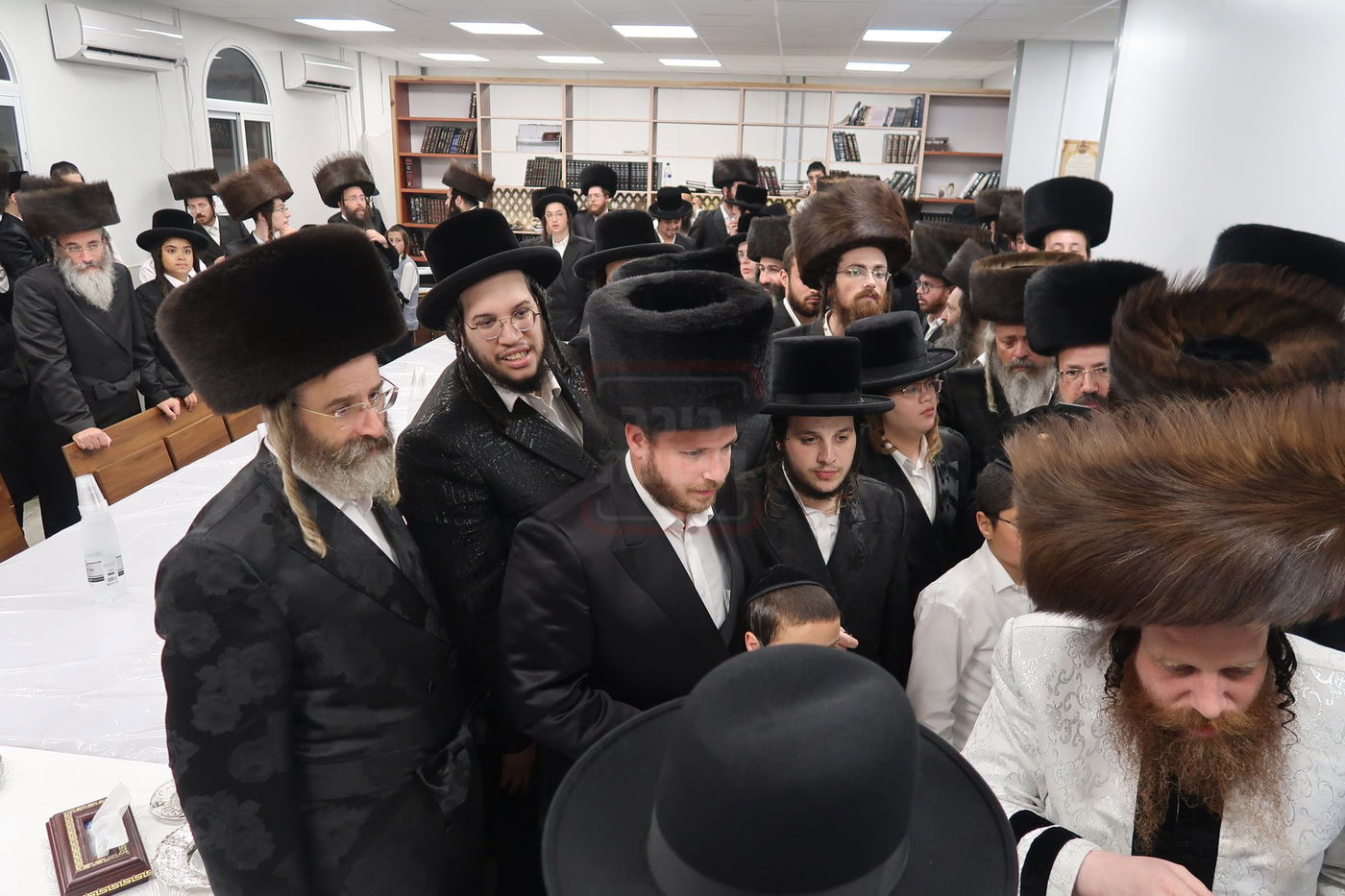 חנוכת הבית והתחלת כתיבת ס"ת בחצה"ק מיאלען