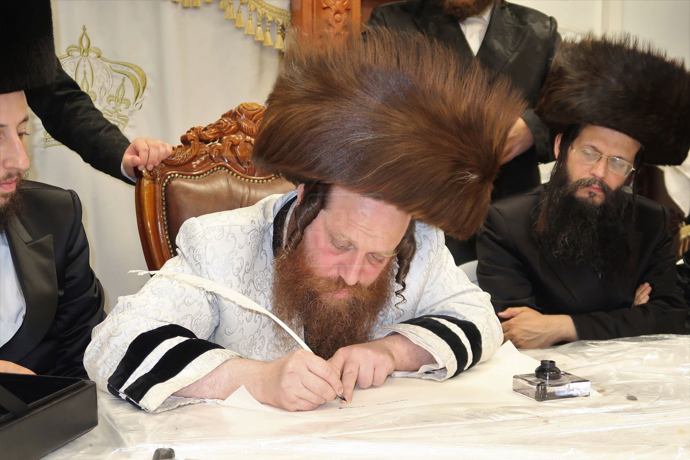 חנוכת הבית והתחלת כתיבת ס"ת בחצה"ק מיאלען