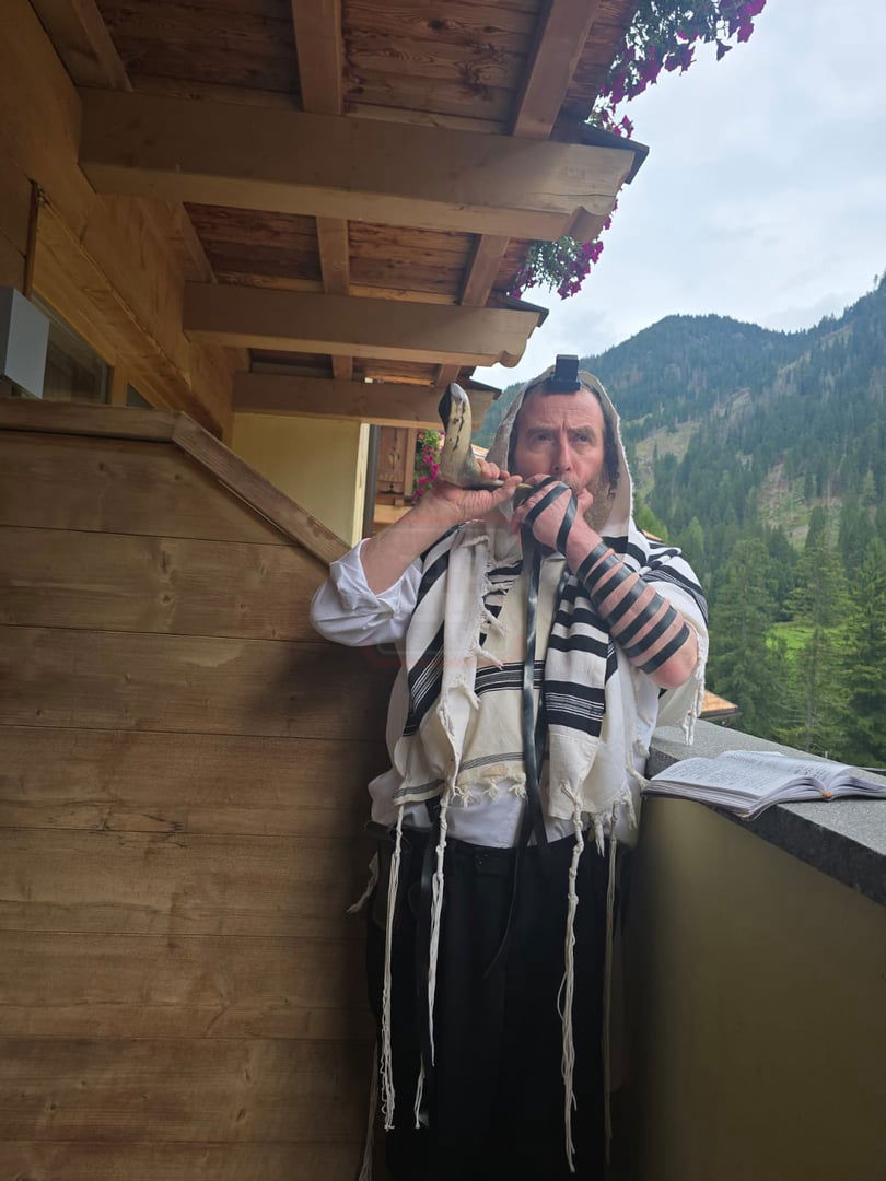 ה'לקסוס' נפרץ, מה נגנב? | 'זופניק בכיכר' עם כל התמונות, הנייעס והחשיפות של השבוע