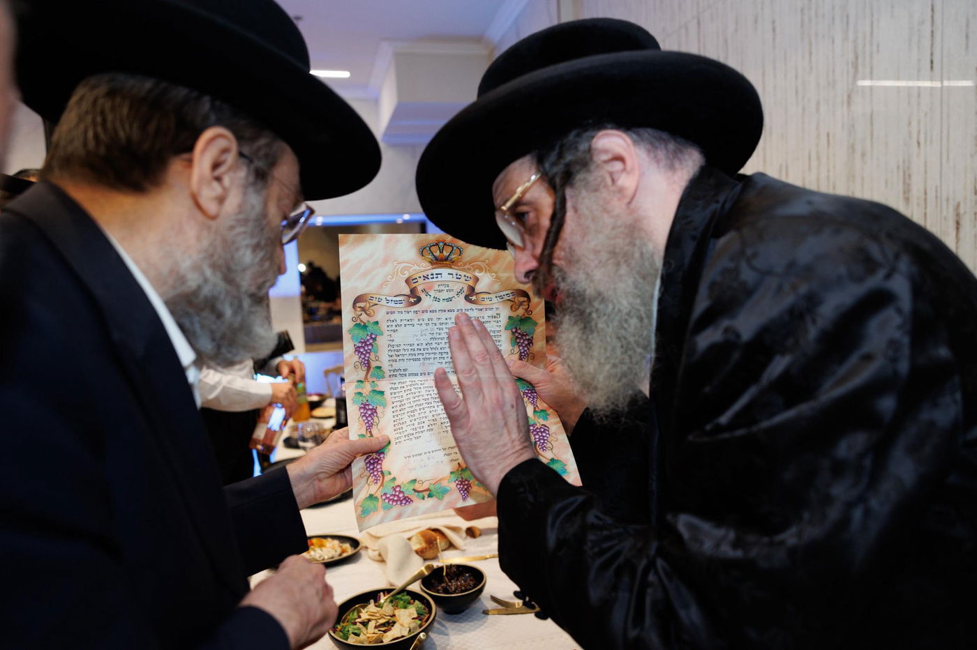 ה'לקסוס' נפרץ, מה נגנב? | 'זופניק בכיכר' עם כל התמונות, הנייעס והחשיפות של השבוע