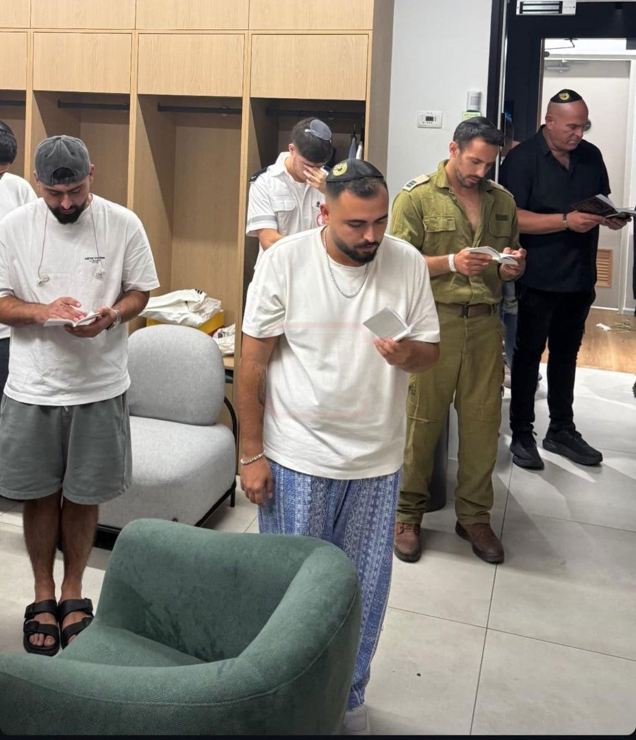 ה'לקסוס' נפרץ, מה נגנב? | 'זופניק בכיכר' עם כל התמונות, הנייעס והחשיפות של השבוע