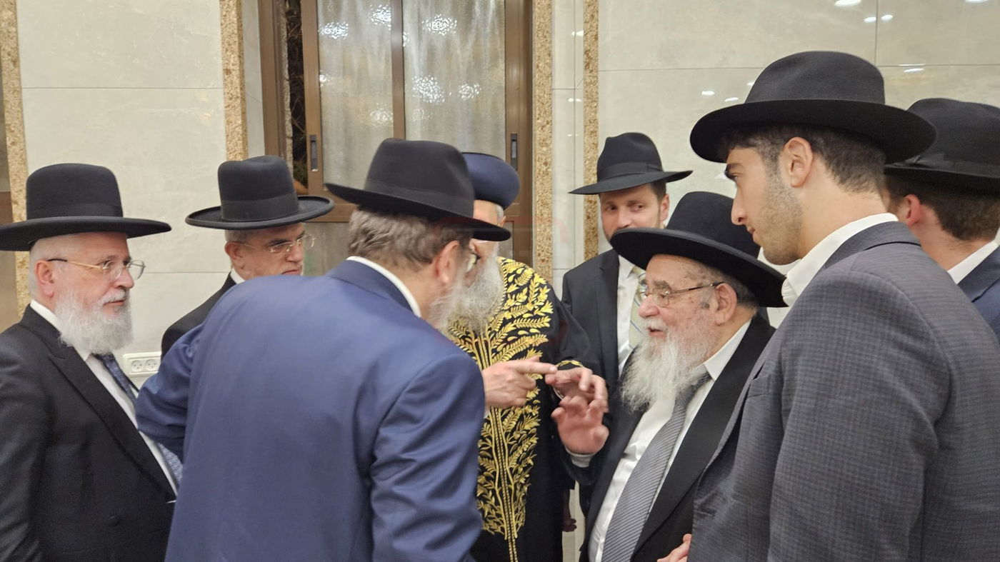 ה'לקסוס' נפרץ, מה נגנב? | 'זופניק בכיכר' עם כל התמונות, הנייעס והחשיפות של השבוע