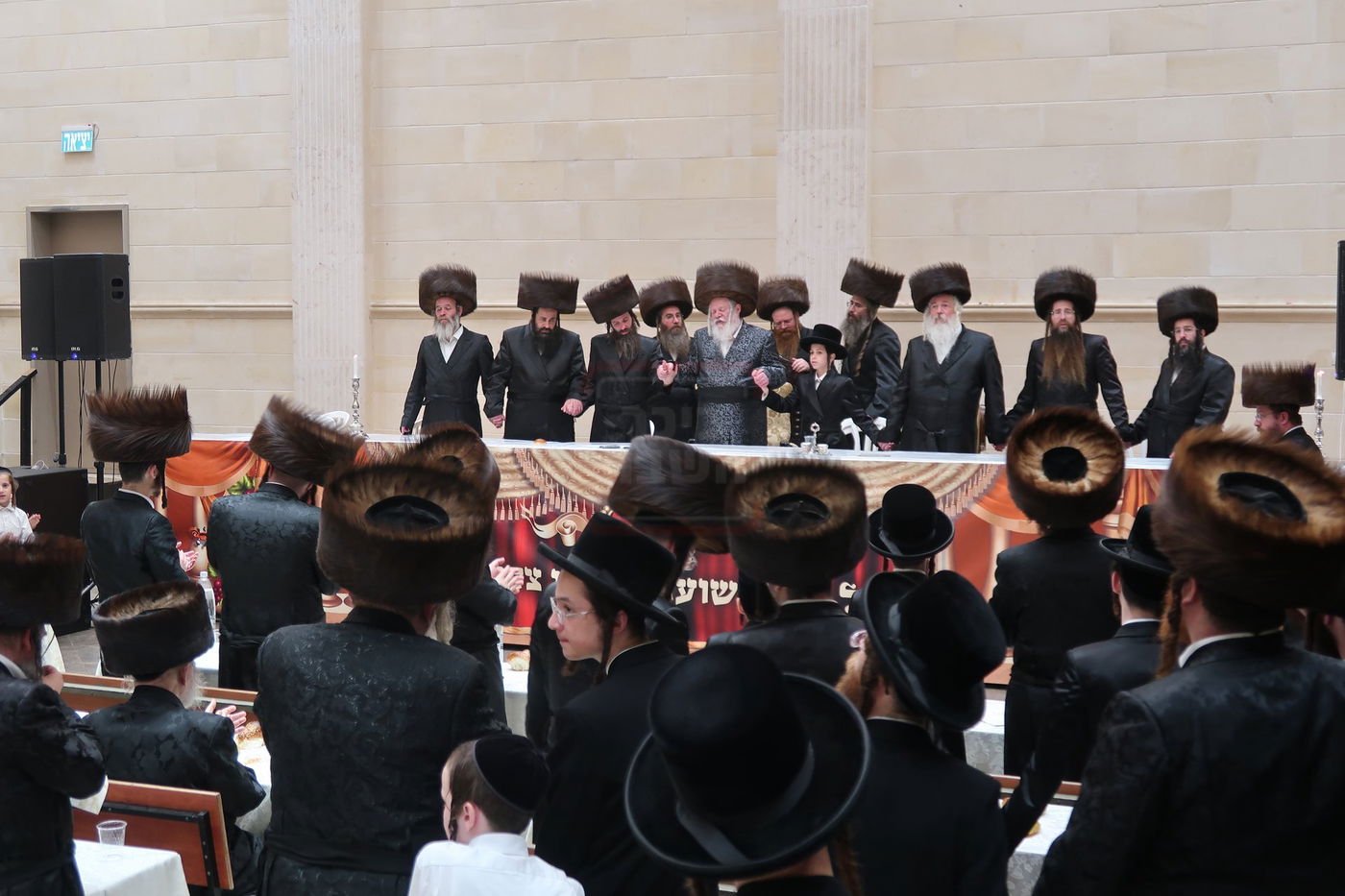 שמחת בר המצוה לנכד האדמו"ר מפרמישלאן ואב"ד אלדשטאט 