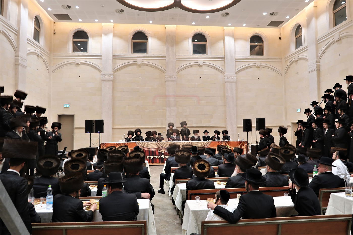 שמחת בר המצוה לנכד האדמו"ר מפרמישלאן ואב"ד אלדשטאט 