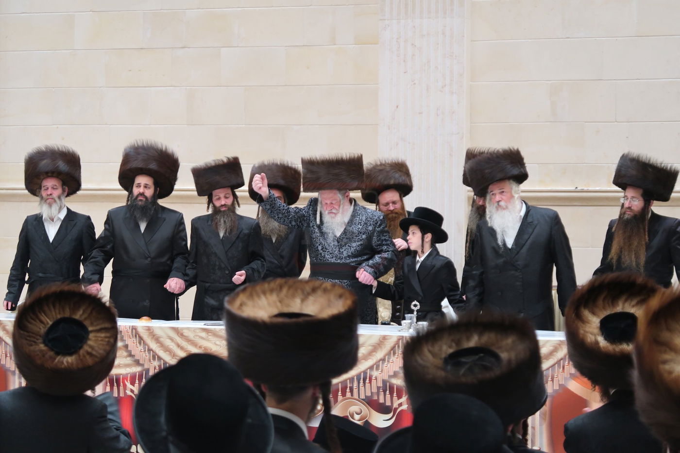 שמחת בר המצוה לנכד האדמו"ר מפרמישלאן ואב"ד אלדשטאט 