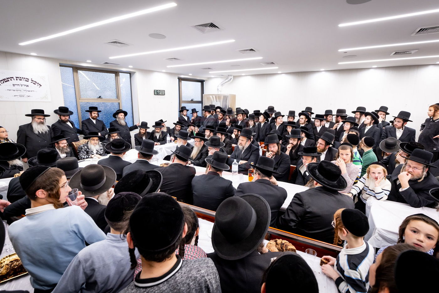 מעמד חנוכת השטיבלעך בסאטמר