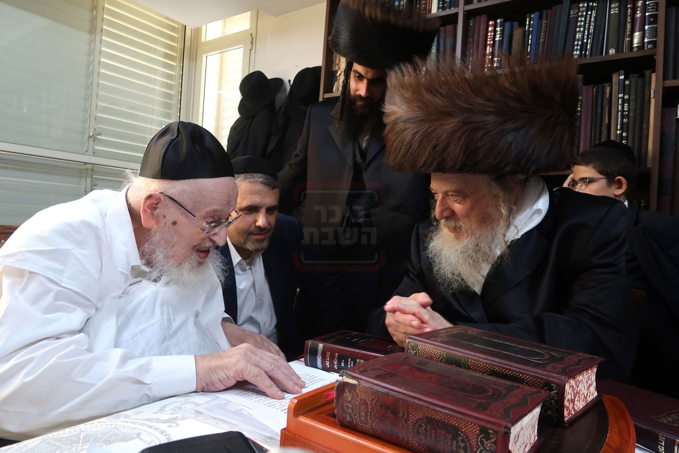 האדמו"ר ממבקשי אמונה שבת בבני ברק