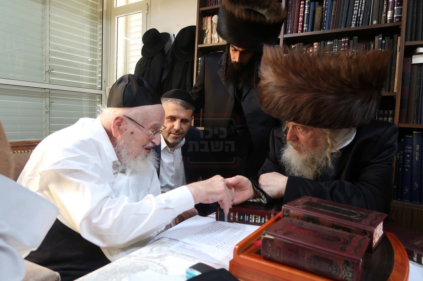 האדמו"ר ממבקשי אמונה שבת בבני ברק