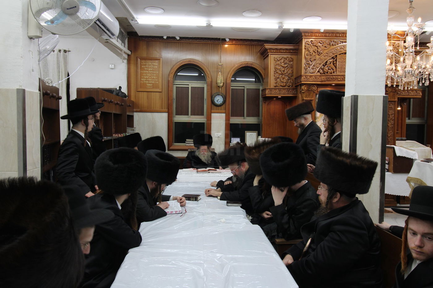 נעילת החג בחצה"ק קוזמיר