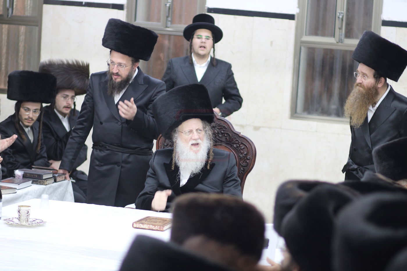 נעילת החג ראש השנה בחצה"ק מודז'יץ