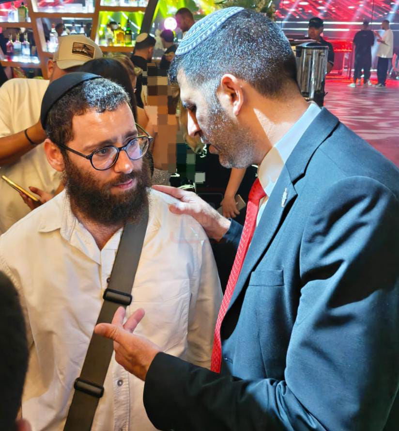 המיליארדר המתפייט | 'זופניק בכיכר' עם כל התמונות, הנייעס והחשיפות של השבוע