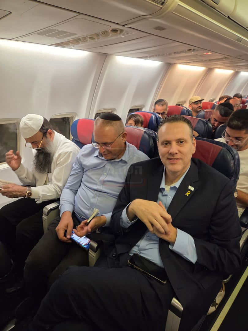 המיליארדר המתפייט | 'זופניק בכיכר' עם כל התמונות, הנייעס והחשיפות של השבוע