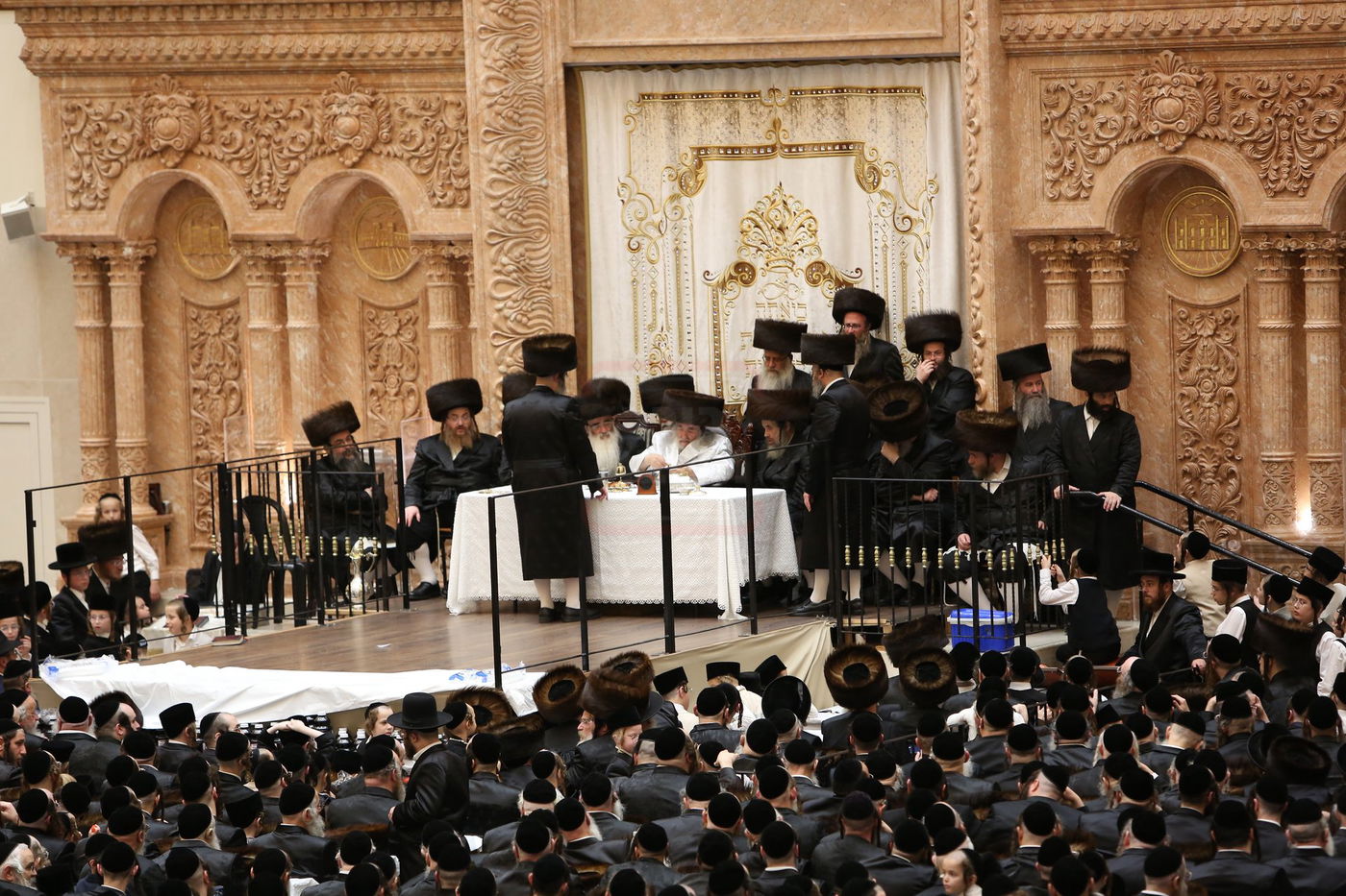 נעילת החג ר"ה בחצה"ק ויז'ניץ