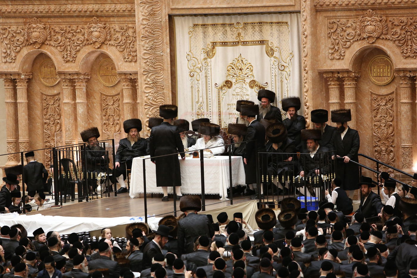 נעילת החג ר"ה בחצה"ק ויז'ניץ