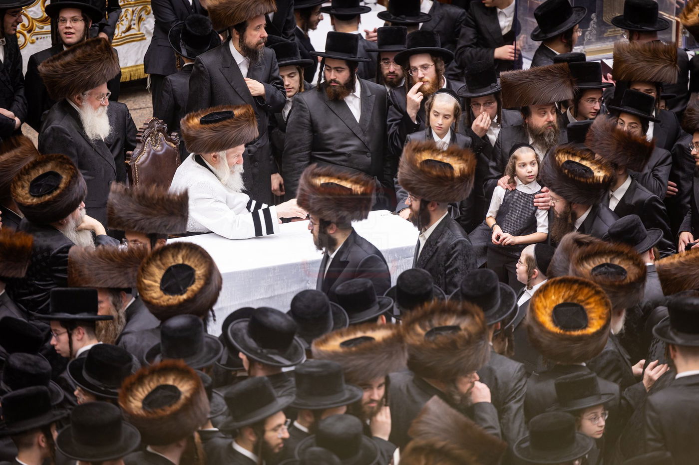 מוצאי ראש השנה בחצה"ק באבוב