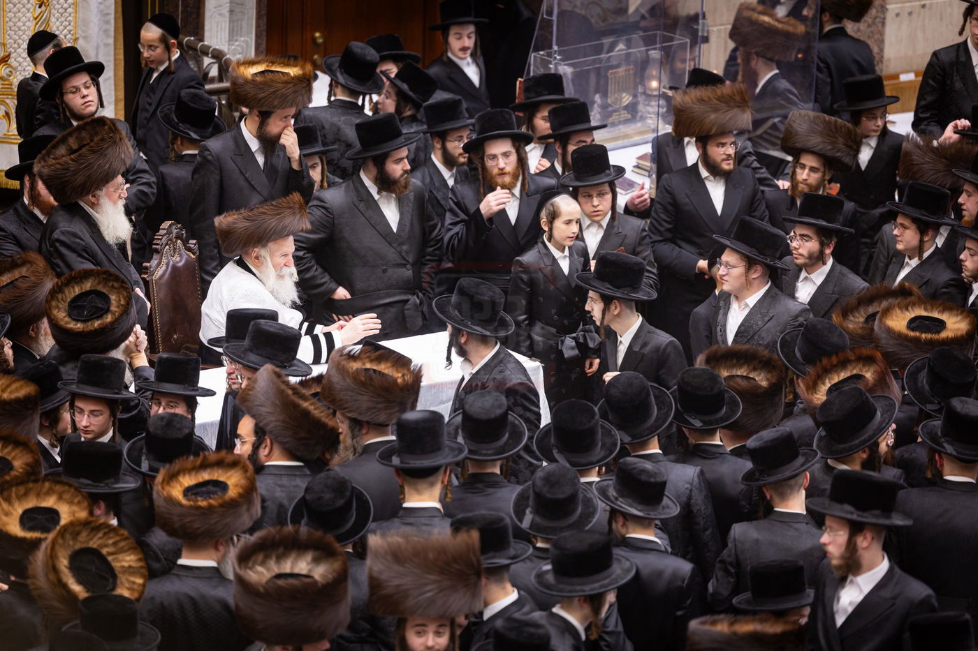 מוצאי ראש השנה בחצה"ק באבוב