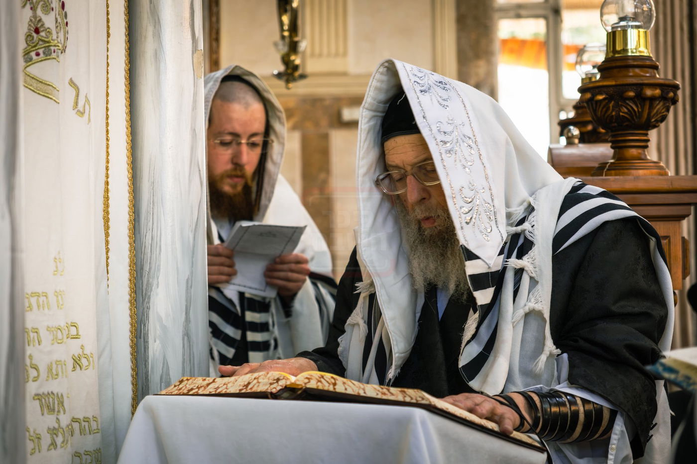 האדמו"ר מפינסק קרלין בהתרת נדרים