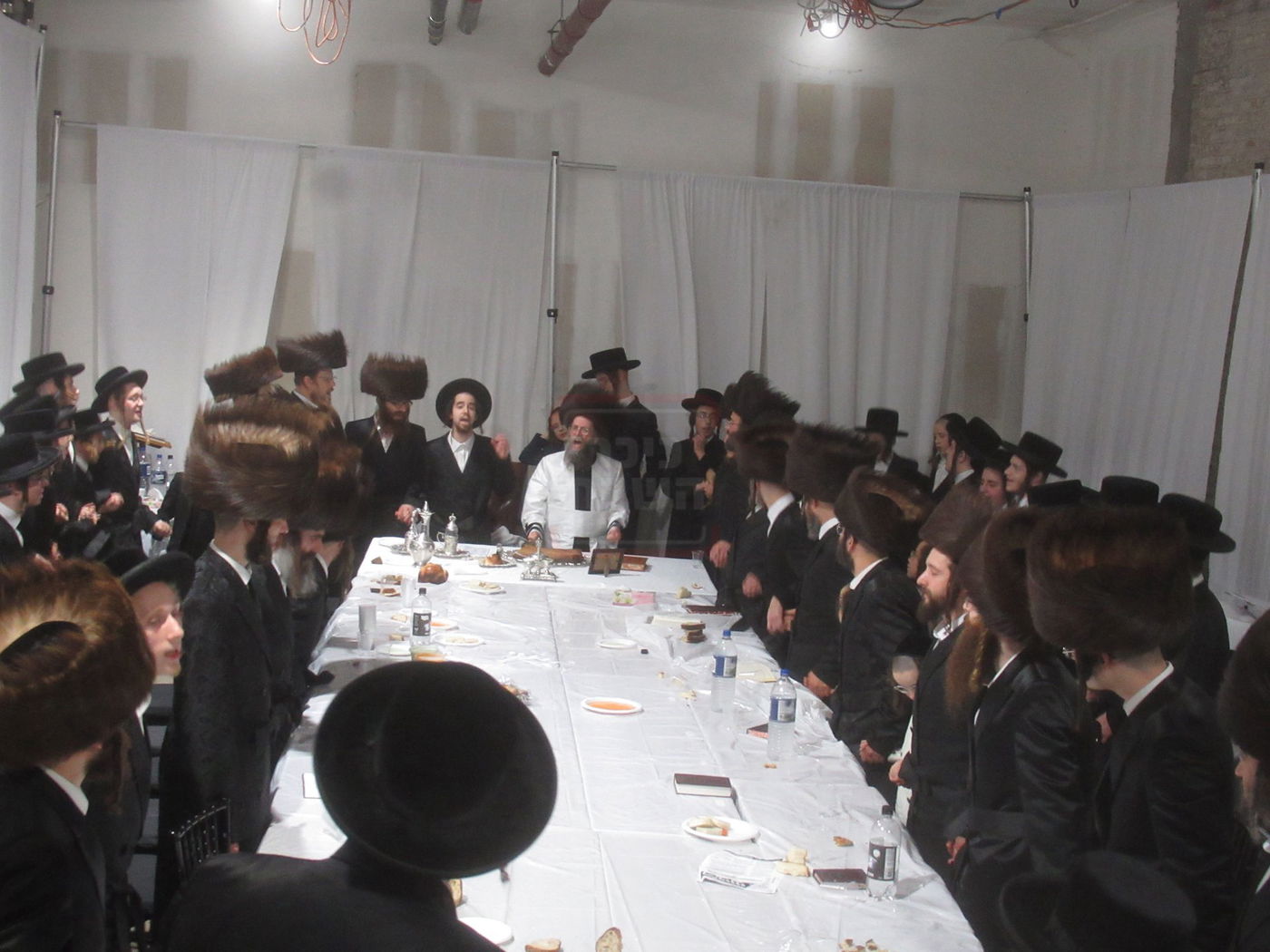 נעילת החג ראש השנה בחצה"ק קרעטשניף סיגעט ווילאמסבורג