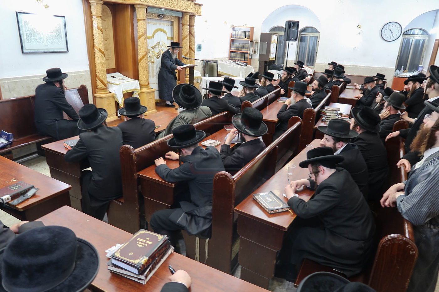 עצרת הספד במלאת השלושים להאדמו"ר מקרעטשניף סיגעט זצ"ל