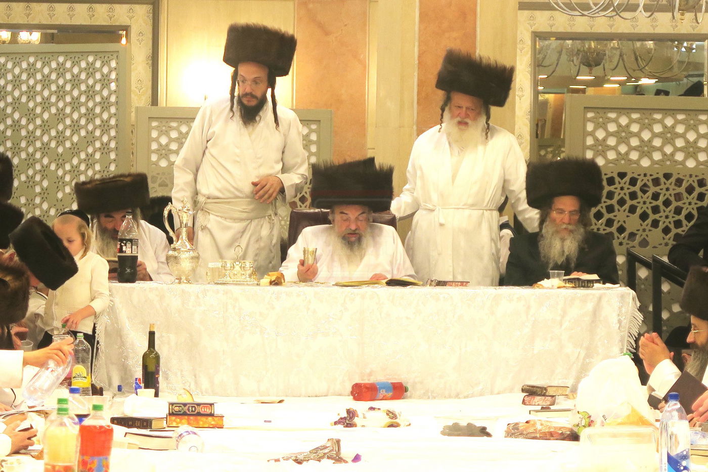 נעילת החג ראש השנה בחצה"ק לעלוב באולמי 'בית ישראל'