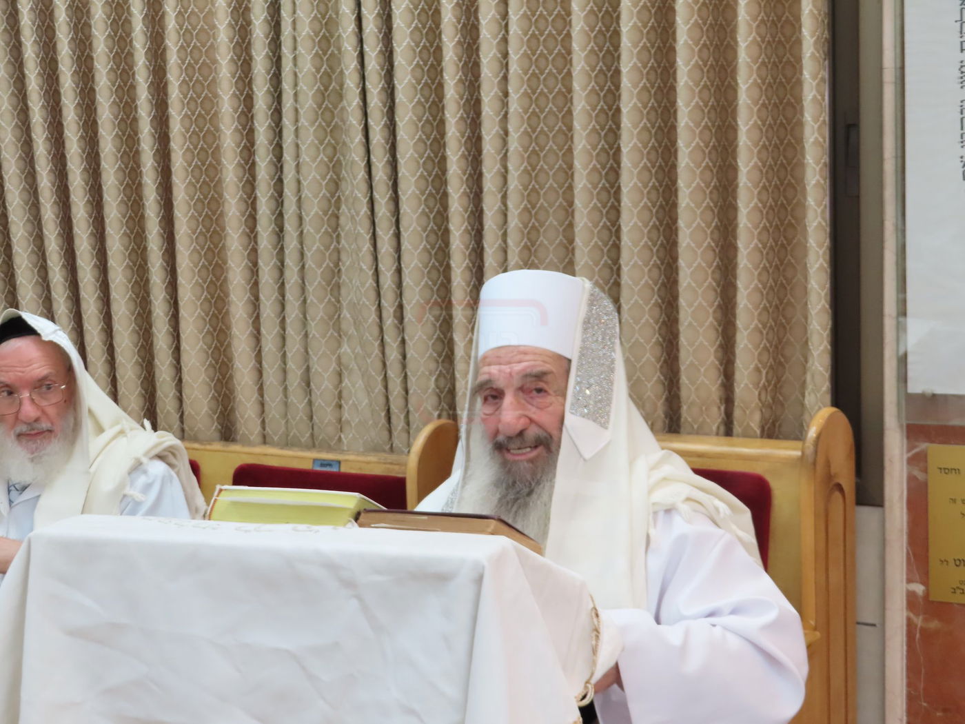 ערב ומוצאי יום כיפור אצל הגאון רבי ניסים בן שמעון