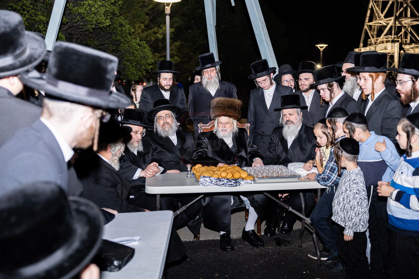 ערב יום כיפור בחצה"ק מונקאטש