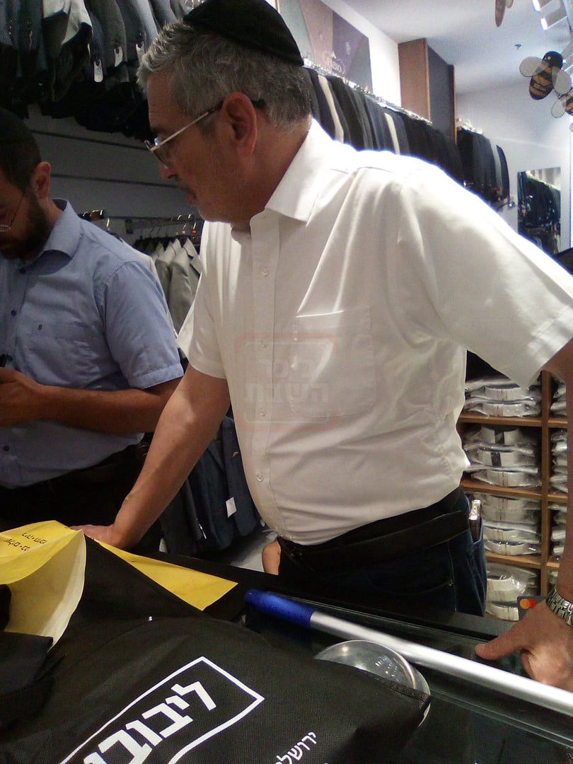 הסנדק המיליארדר | 'זופניק בכיכר' עם כל התמונות, הנייעס והחשיפות של השבוע