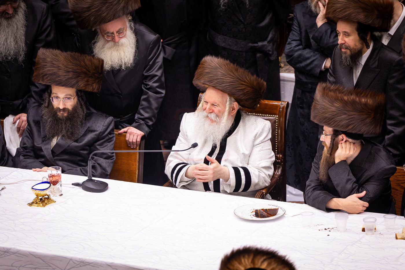 ערב ומוצאי יום כיפור בחצה"ק באבוב