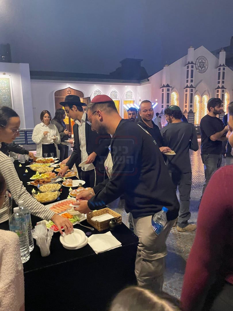 ישראלים בבית חב"ד בטייוואן