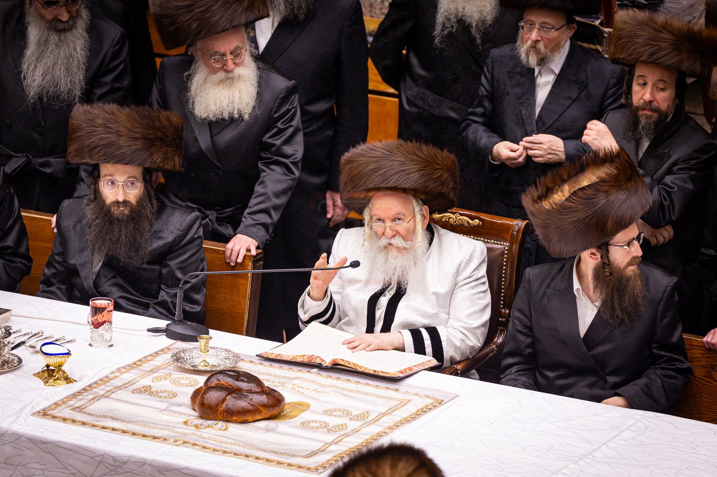 ערב ומוצאי יום כיפור בחצה"ק באבוב