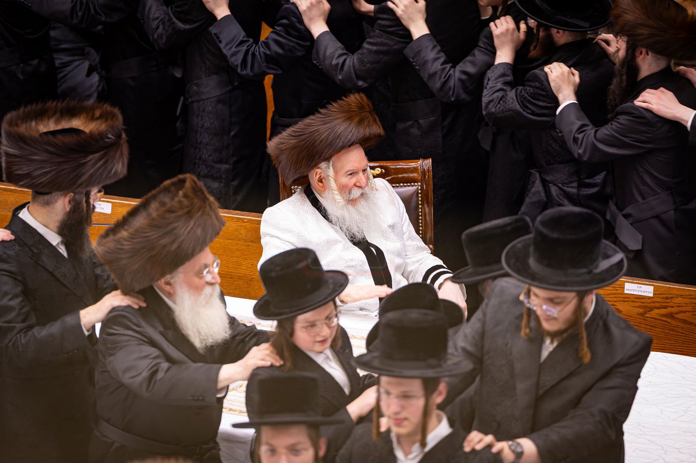 ערב ומוצאי יום כיפור בחצה"ק באבוב