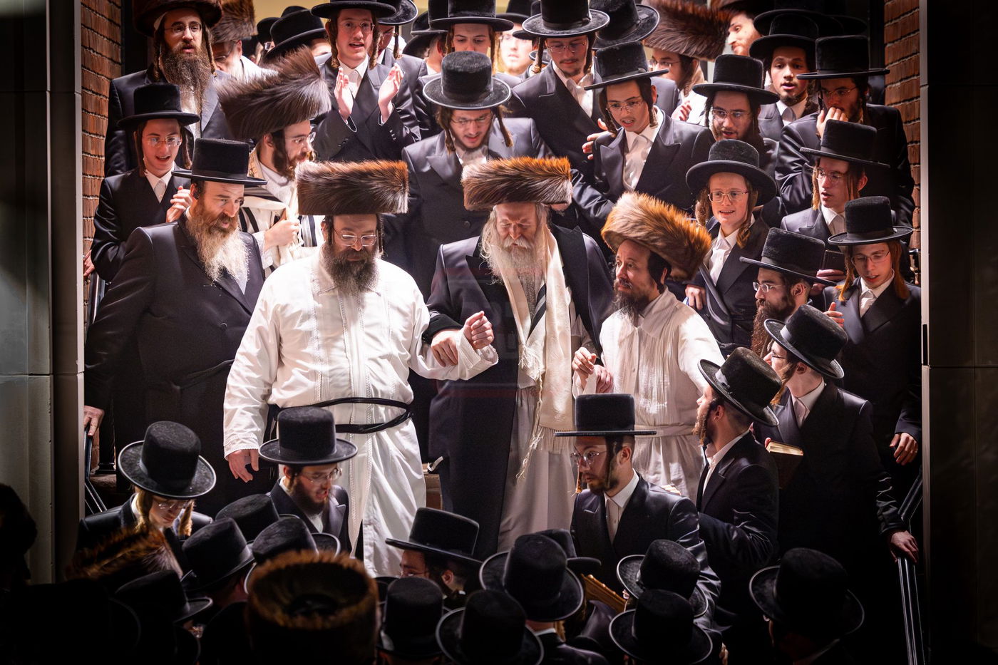 ערב ומוצאי יום כיפור בחצה"ק באבוב