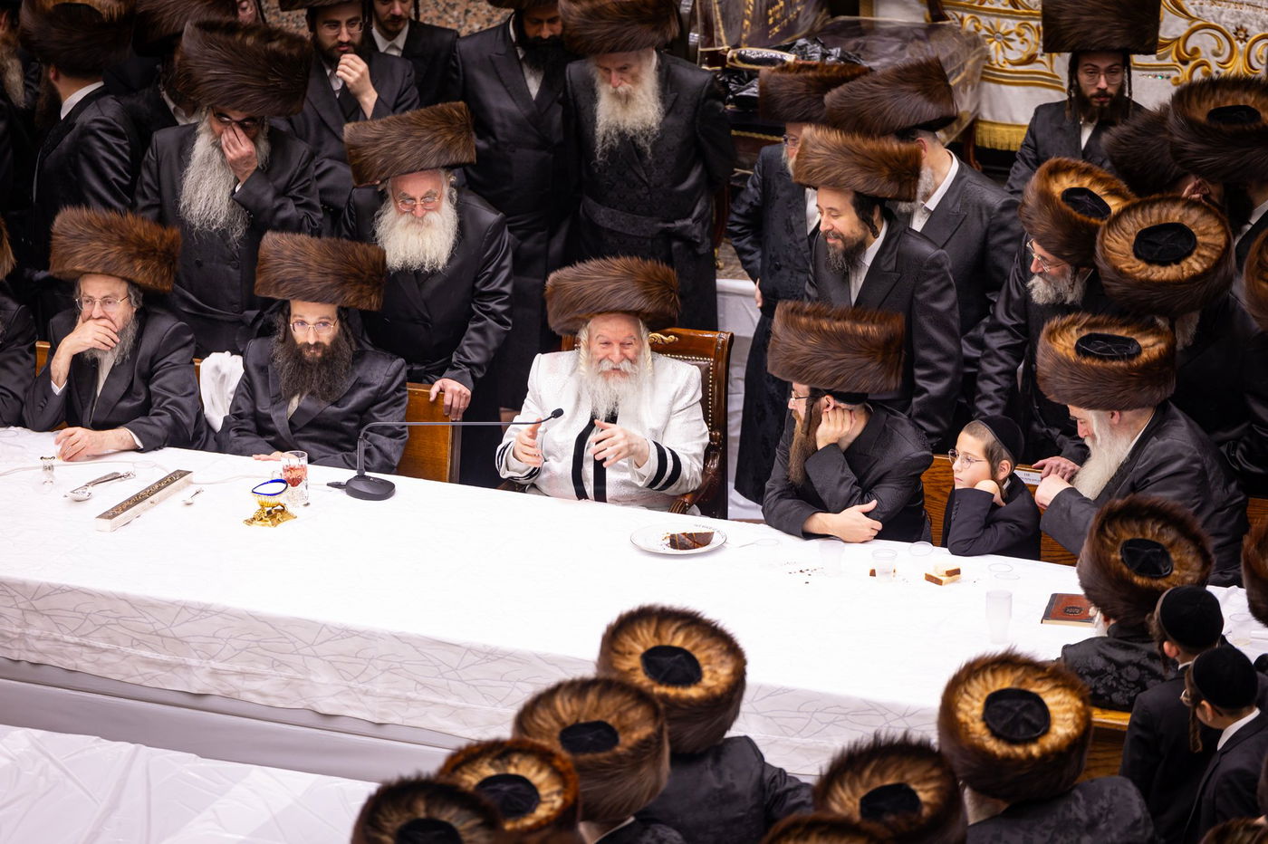 ערב ומוצאי יום כיפור בחצה"ק באבוב