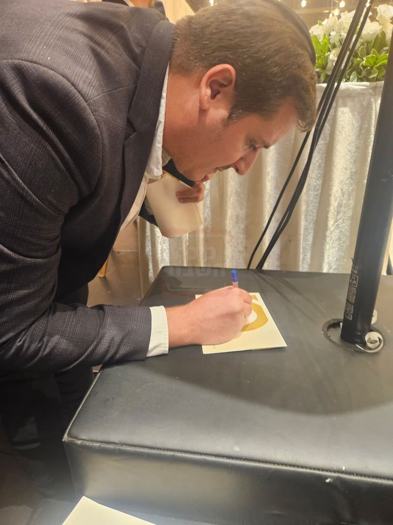 הסנדק המיליארדר | 'זופניק בכיכר' עם כל התמונות, הנייעס והחשיפות של השבוע