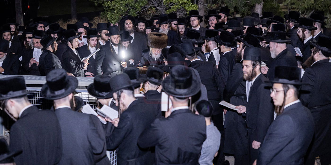 ערב יום כיפור בחצה"ק מונקאטש