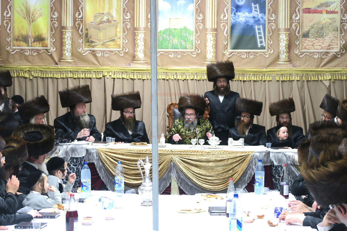 שמחת בית השואבה בחצה"ק סקולען ירושלים