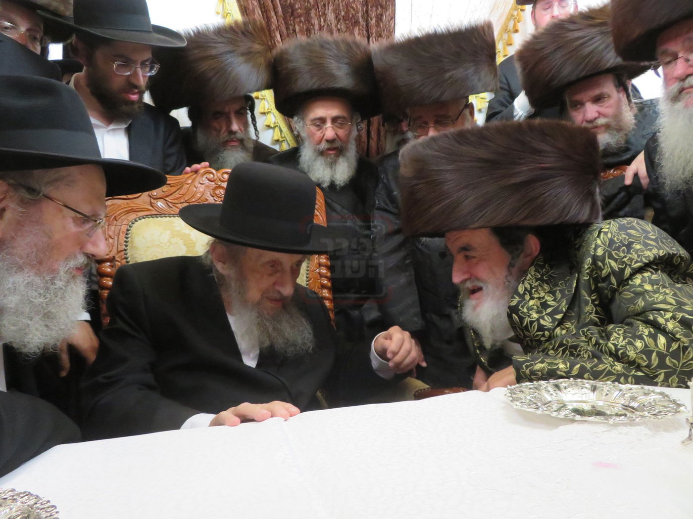 הגר"ד לנדו בביקור אצל האדמו"ר מויז'ניץ