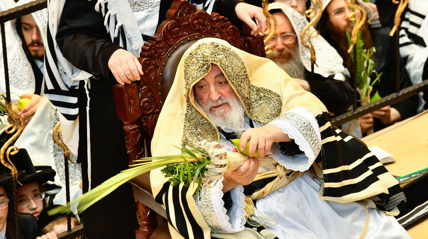 הושענא רבה בחצה"ק ויז'ניץ