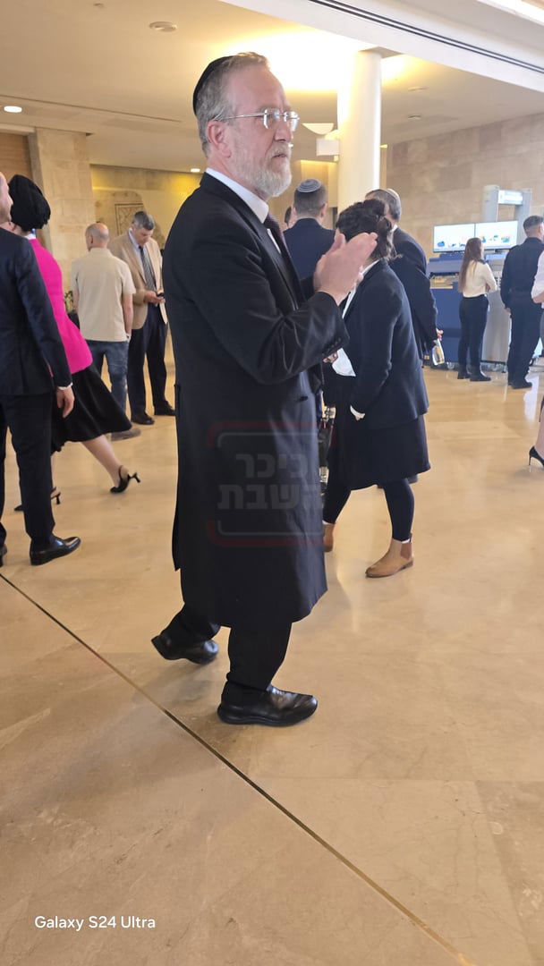 הטיסה החשאית לארה"ב | 'זופניק בכיכר' עם כל התמונות, הנייעס והחשיפות של השבוע